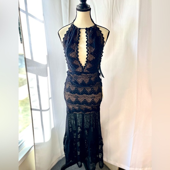 Nightcap Dress Belle Nuit Halter Gown, Black, Size M, NWT - Picture 6 of 16